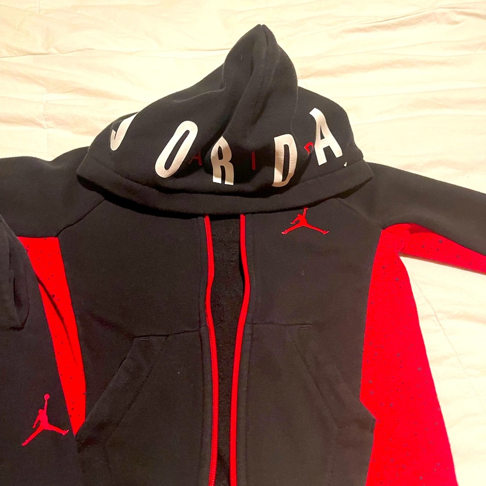 Little boys size 6 Jordan track suit.